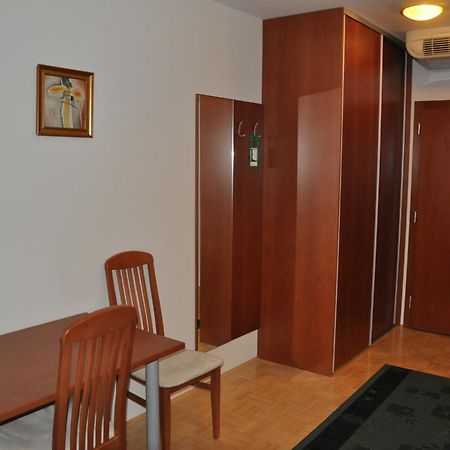 Penzion Kmecki Hram Ljubljana Chambre photo