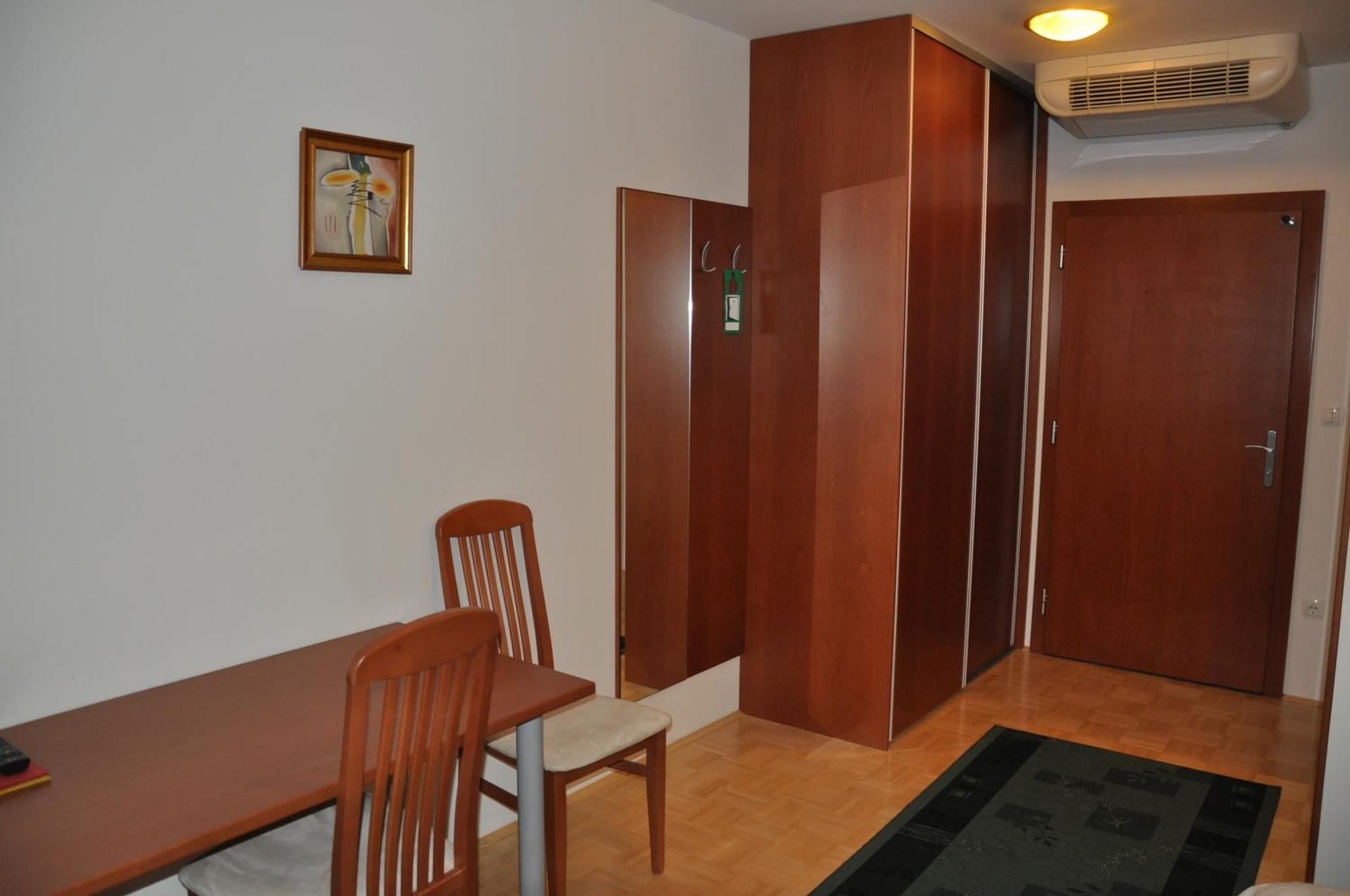 Penzion Kmecki Hram Ljubljana Chambre photo