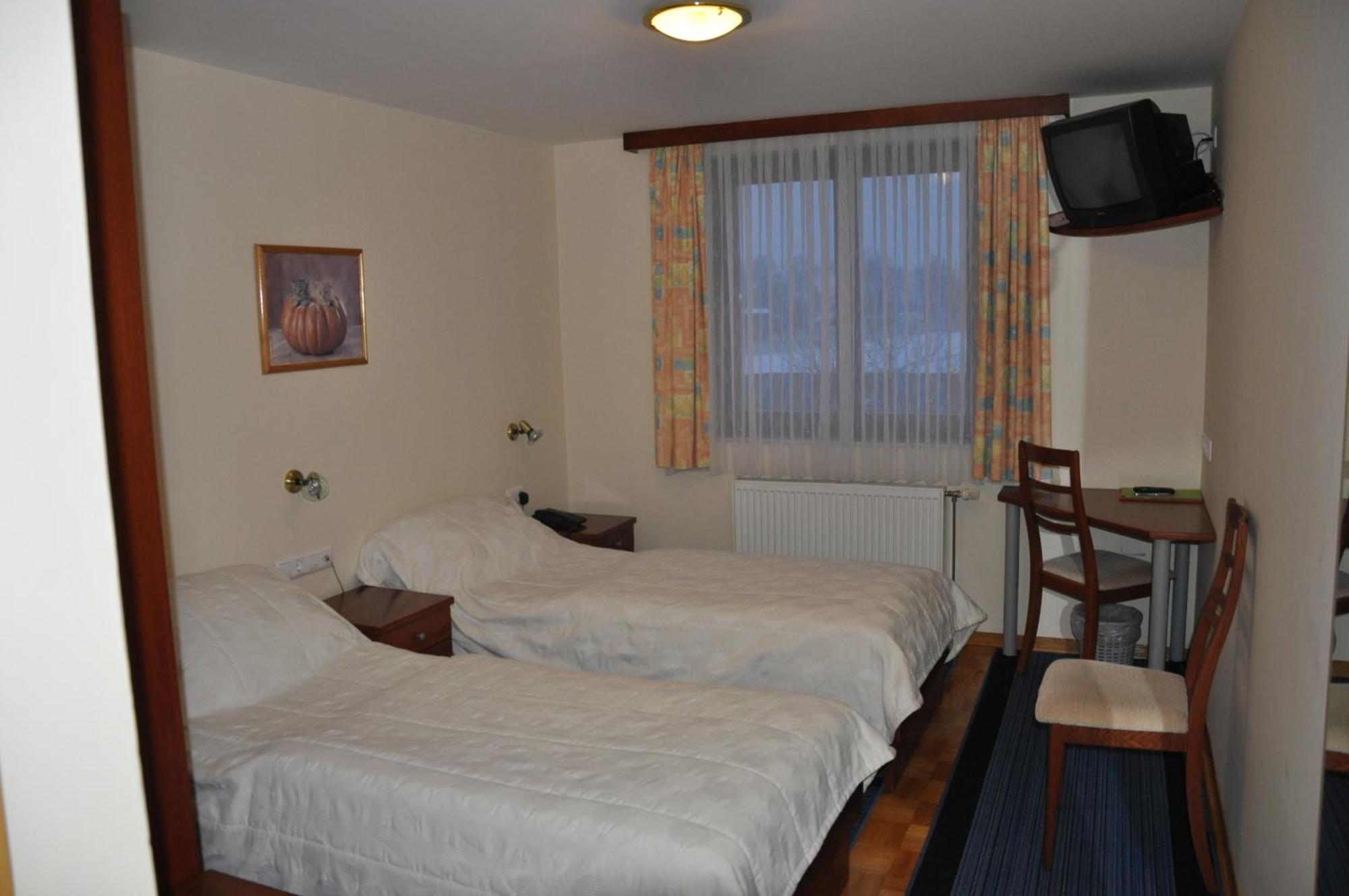 Penzion Kmecki Hram Ljubljana Chambre photo